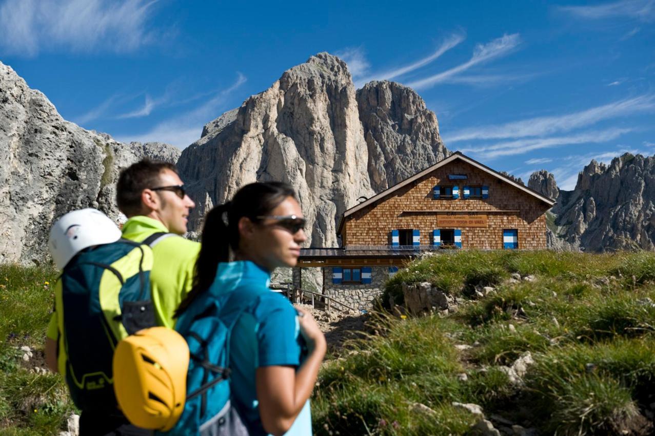 Gasthof Zur Sonne Cardano Esterno foto